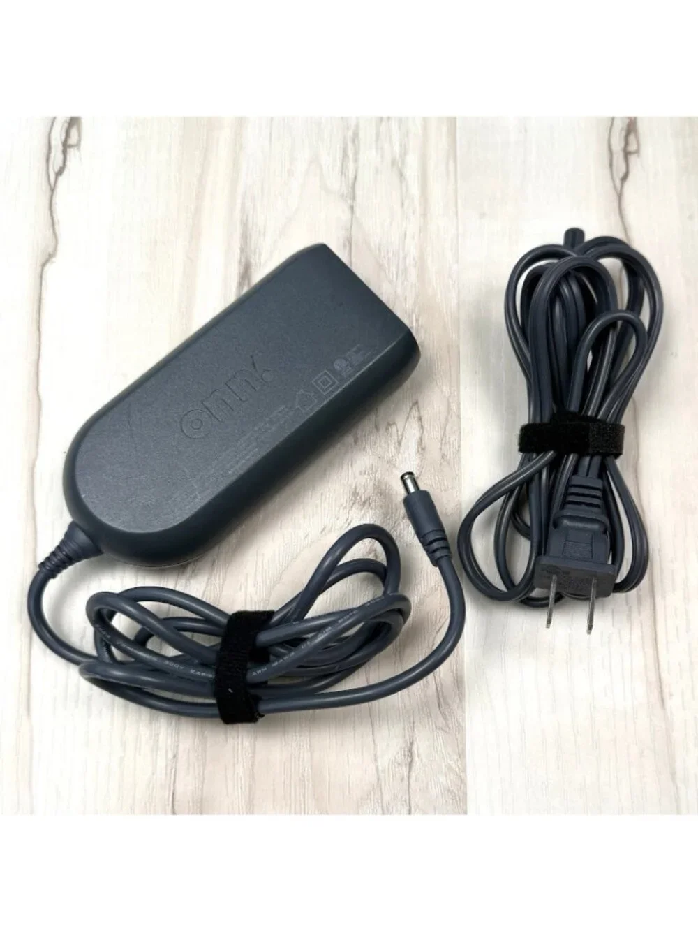 onn Switching Adapter Model ADS-90SL-19A-2 Universal Laptop Power Cord 19V 4.74A